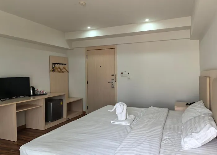 Hotel Lucky Elephant 4*